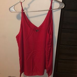 Maroon/reddish tank top